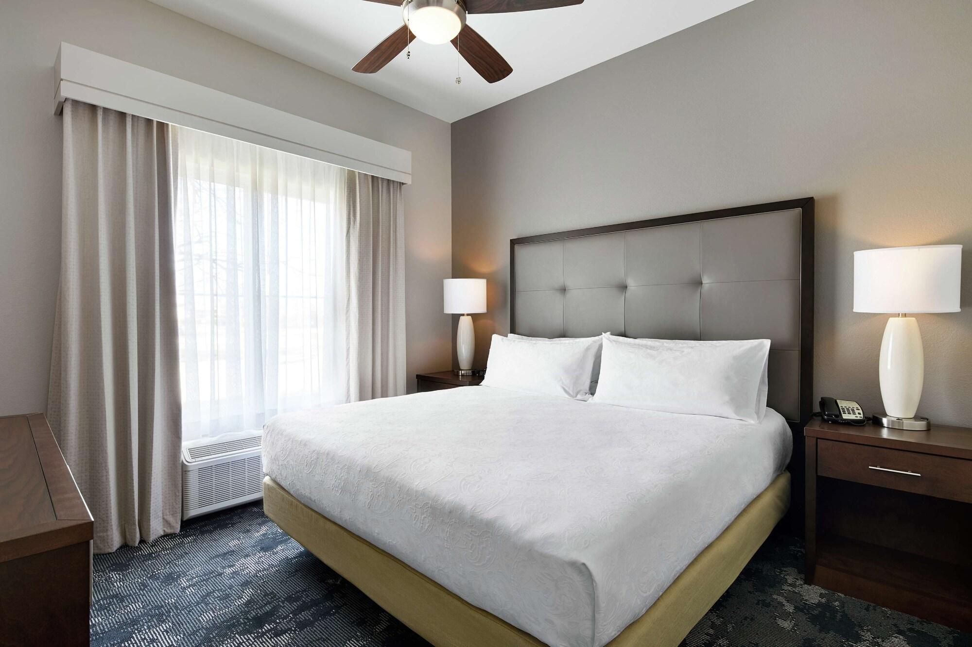 Homewood Suites Champaign-Urbana Exterior photo
