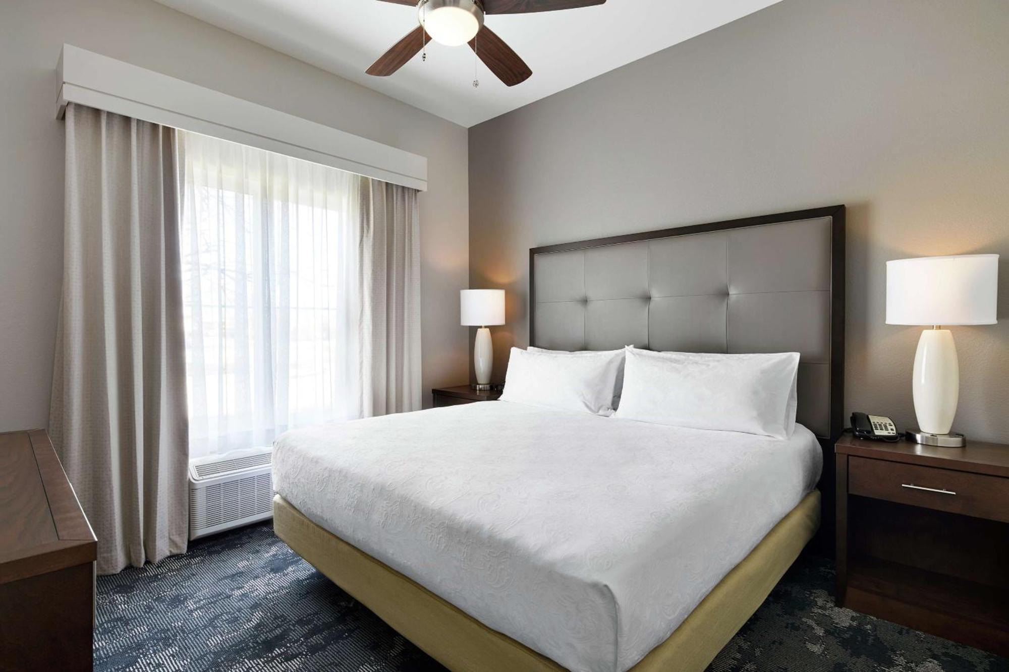Homewood Suites Champaign-Urbana Exterior photo